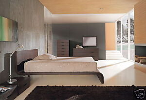Innovative Design Solid Wood Modern Cosmo Bedroom Set