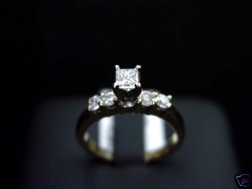   DIAMOND ENGAGEMENT RING PRINCESS CUT 14K YELLOW GOLD PRONG SET  