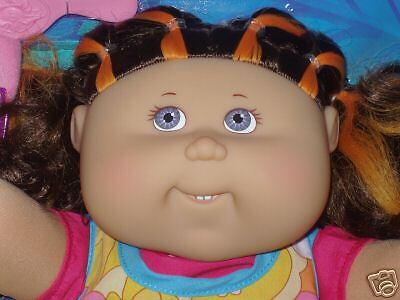 Cabbage Patch Kid Magic Touch ColorSilk Karlie Aileen  