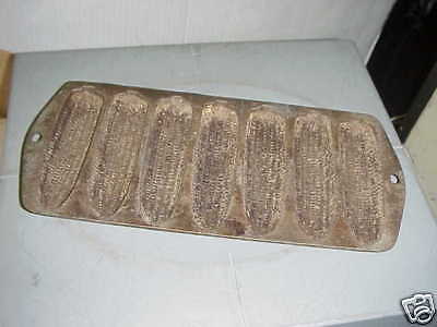 Vintage Cast Iron Corn Cornbread Mold / Pan  