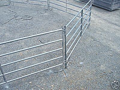 100ft diameter horse round pen   twenty six 12ft corral panels with 