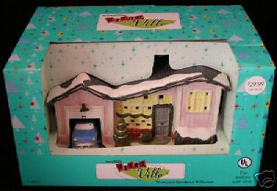 Retro Ville PINK HOUSE Village Display NIB   NEW  